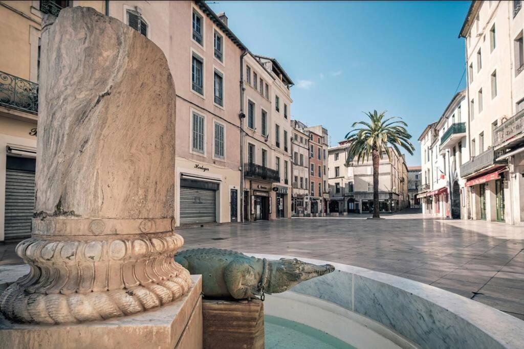 L'Historien - Avec Balcon Coeur De Nimes Appartement Buitenkant foto